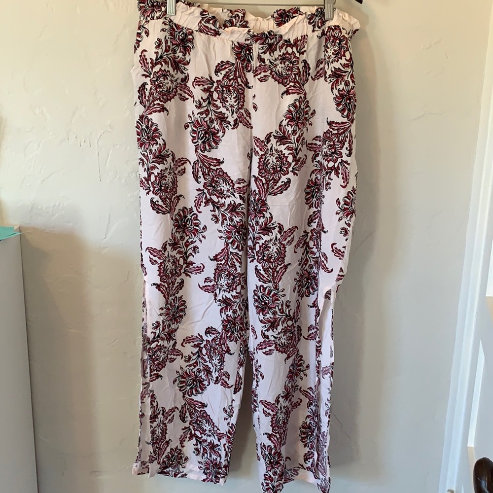 Adore Me split leg pant- perfect for summer!